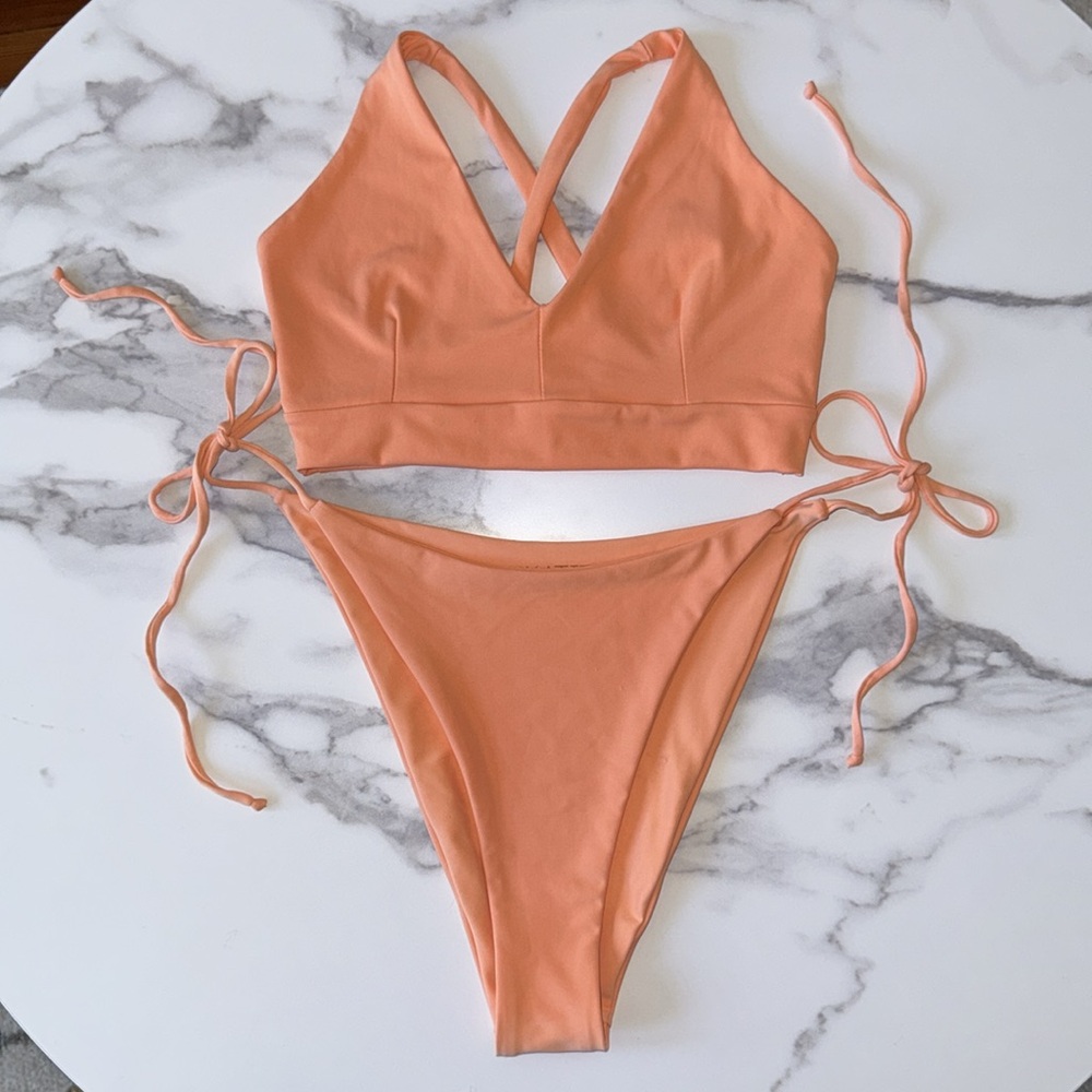Skatie Bikini Set Peach